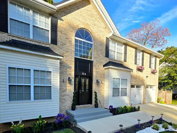 713 Bonnie Meadow Ln, Fort Washington, MD 20744