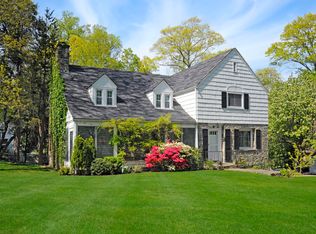 25 Wesskum Wood Rd, Riverside, CT 06870