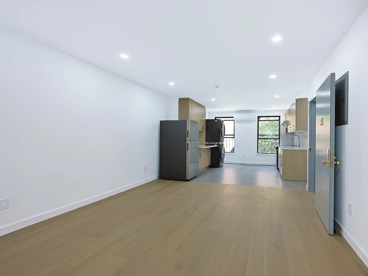 437 East 118th Street — Photo 4