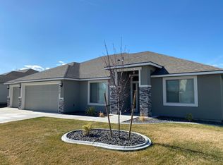 4410 Kitimat Ln, Pasco, WA 99301