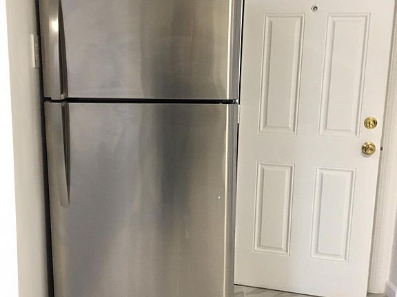 2nd image of 178 Virginia Ave #8Y