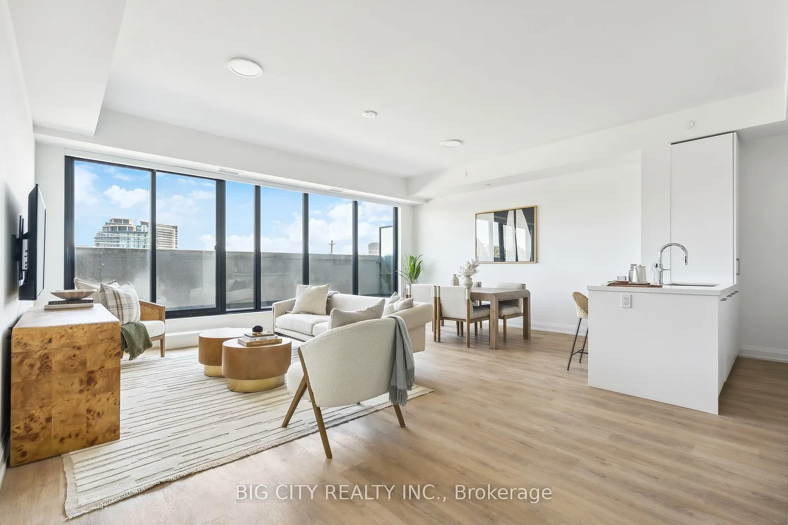 36 Brentcliffe Rd #214 photo 1