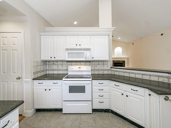 5th image of 4513 Brittany Hills Way