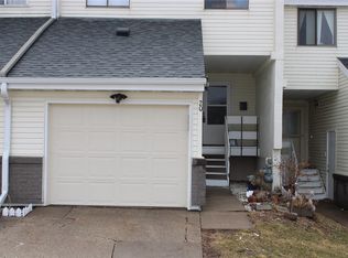 51 29th Avenue Dr SW, Cedar Rapids, IA