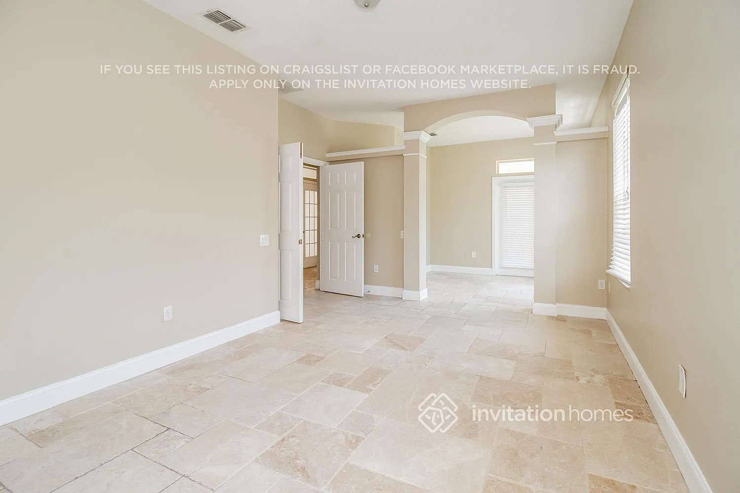 8165 Saint Andrews Cir Orlando, FL 32835 — Photo 3