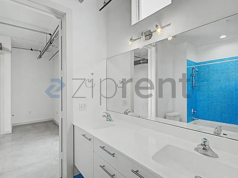 103 SE 4th Ave #203 — Photo 18