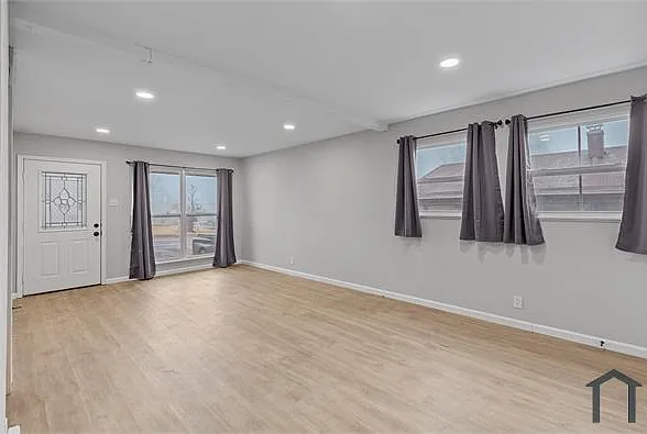 2054 Kappel Dr — Photo 5