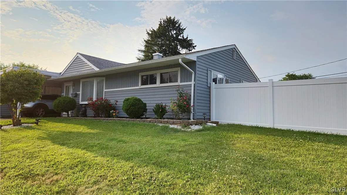 19 Tapler Dr photo 1