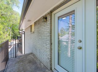 Monteleone: Fully renovated apartments on Briarcliff Road; Emory Cliff Shuttle; 1 month free, Atlanta, GA 30306