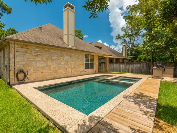 7 E Deer River Cir, Spring, TX 77389