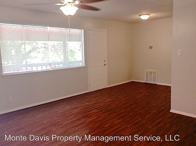 1st image of 8909 Parkfield Dr APT 104