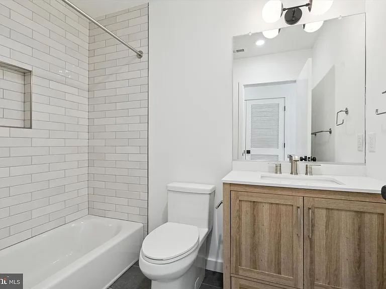 1700 Frankford Ave #I — Photo 9