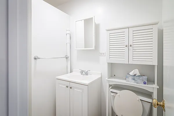 Rented by Nest Seekers International | media 9