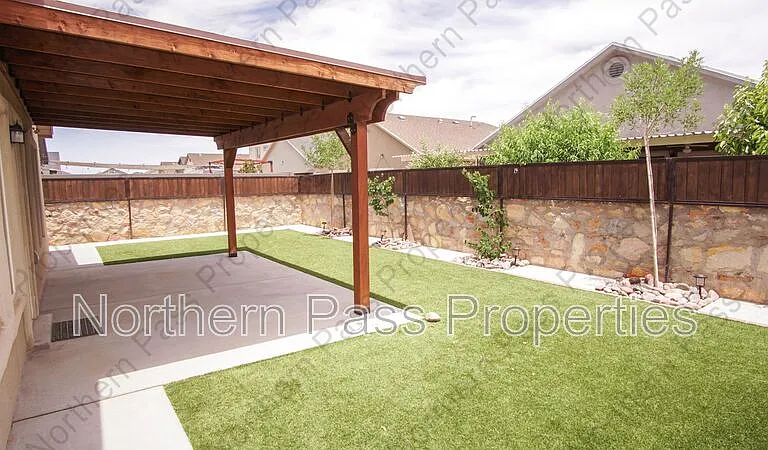 1088 Sky River St — Photo 30