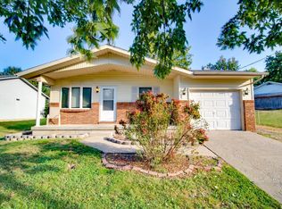 403 Park Dr, Moro, IL