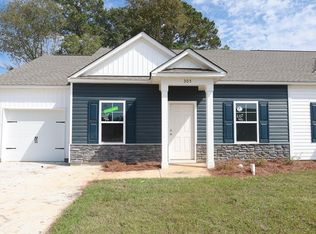 305 Acorn St, Sumter, SC 29154