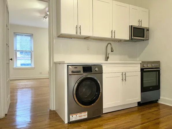 232 East 95th Street image 1 of 5