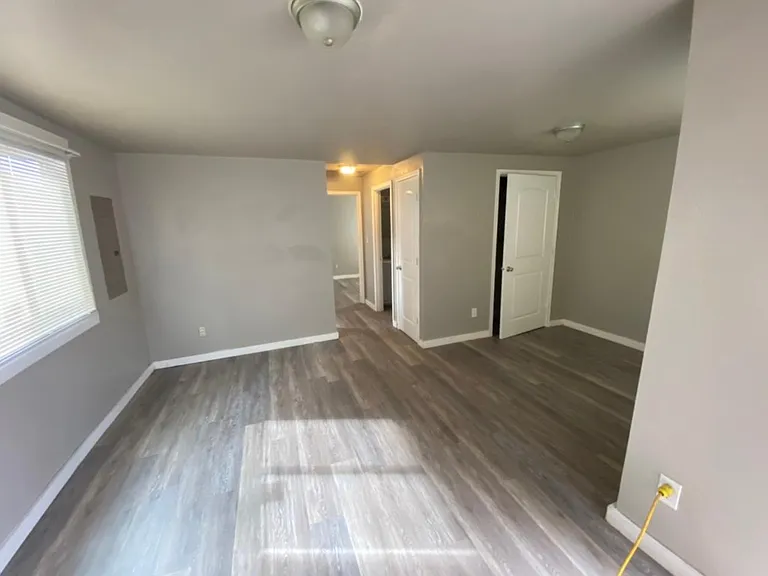 316 Cline Ave — Photo 6