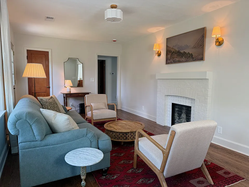 21 Mimosa Dr