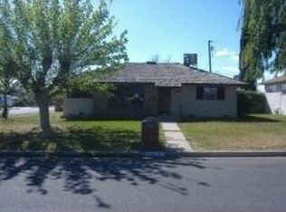 700 Valencia Dr, Bakersfield, CA 93306