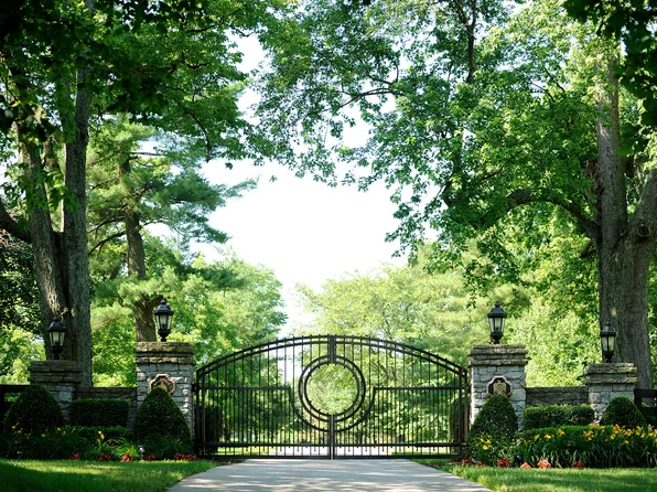 2121 W Leestown Rd, Midway, KY 40347