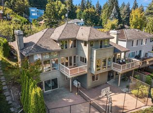 8924 45th Ave NE, Seattle, WA 98115