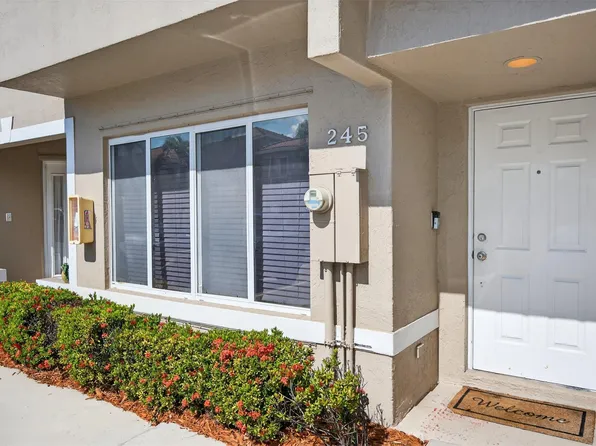 245 Riviera Circle #245, Weston, FL 33326