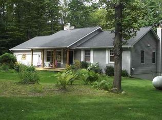 4118 Hemlock Ln, Alanson, MI 49706