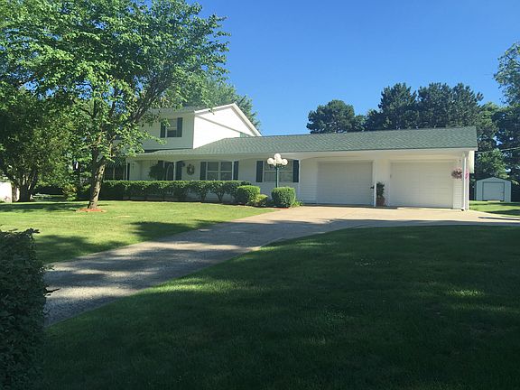 2nd image of 4801 W Woodland Dr
