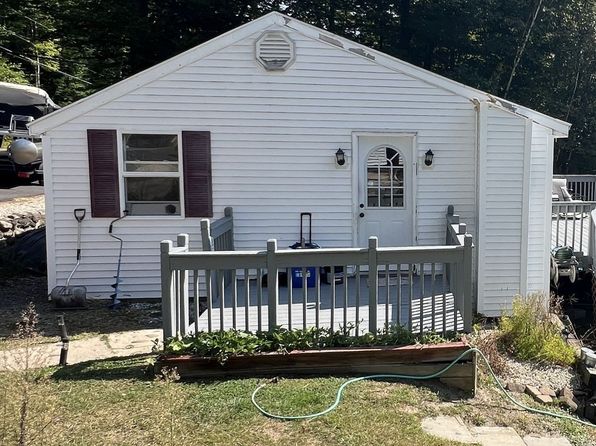 64 Crown Point Rd