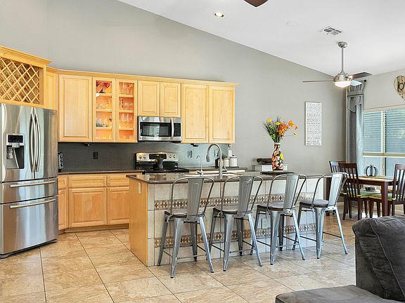 5th image of 5021 E Marino Dr