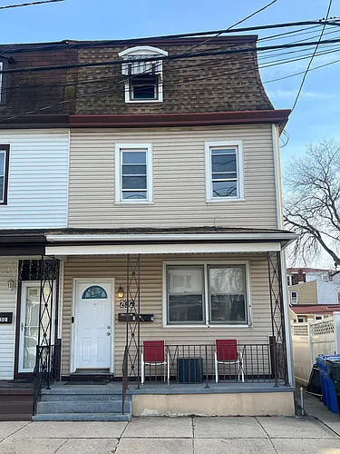 232 W Union St #B Photo 1