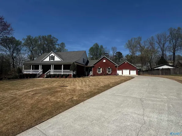 203 Kelsey Lynn Ln, Huntsville, AL 35806