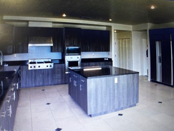4th image of 4631 White Oak Pl