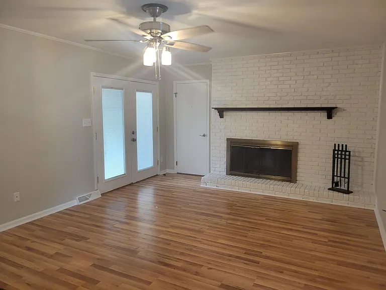 7811 Haven St SE — Photo 6