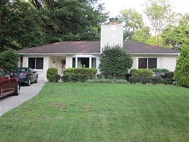 1st image of 3489 Edgewood Dr