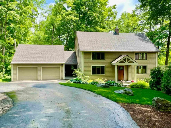 21 Shore Road, Grantham, NH 03753