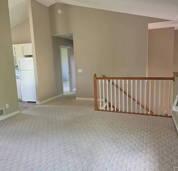 4702 Blanding Ct — Photo 4