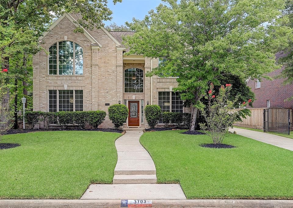 1st image of 3703 Echo Mountain Dr