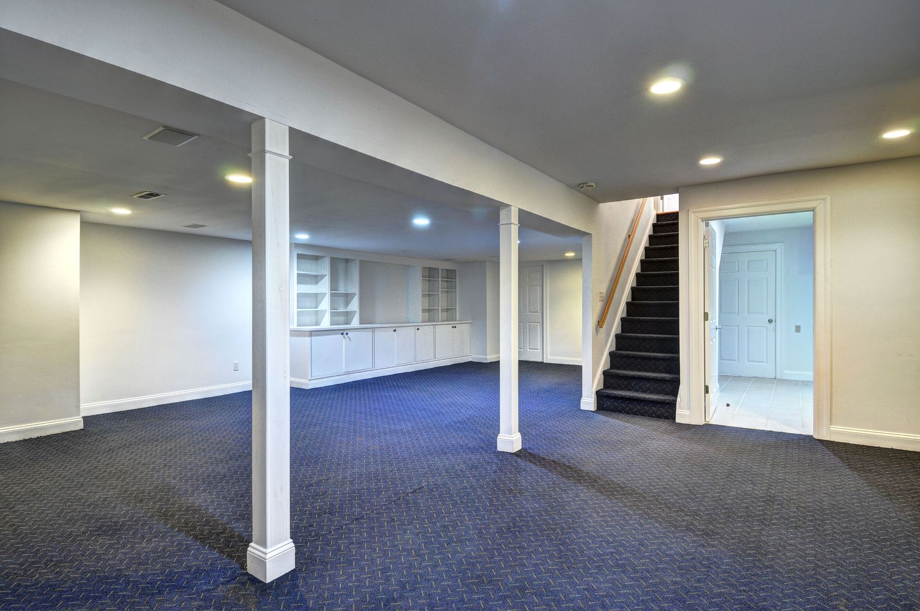 25 Dune Alpin Dr S in East Hampton Out East