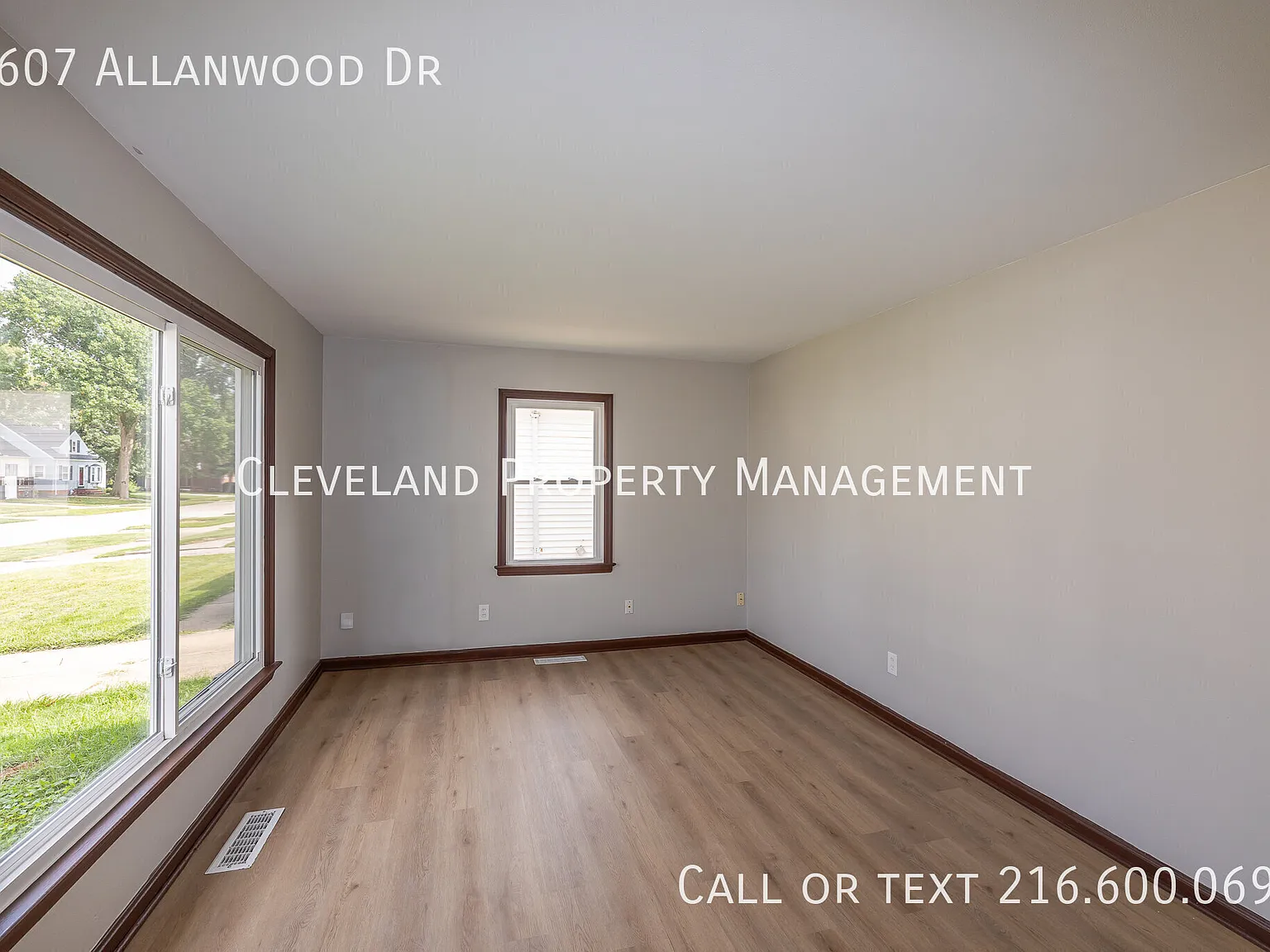 Charming 3 bedroom — Photo 3