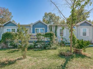 20547 S Post Oak Blvd #B, Fresno, TX 77545