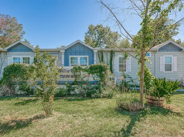 20547 S Post Oak Blvd #B, Fresno, TX 77545