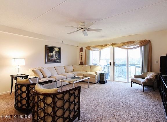 2nd image of 710 Creekside Dr Unit 404
