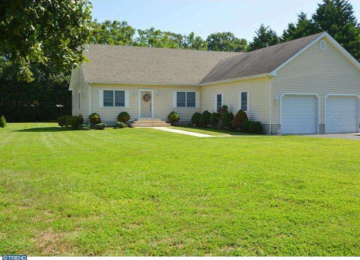 1st image of 20 Kings Creek Cir