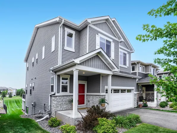 8251 Deerwood Ln N, Maple Grove, MN 55369