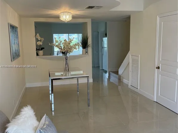 16747 Hemingway Dr #16747, Fort Lauderdale, FL 33326
