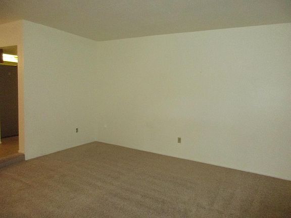 3rd image of 8622 N 46th Dr