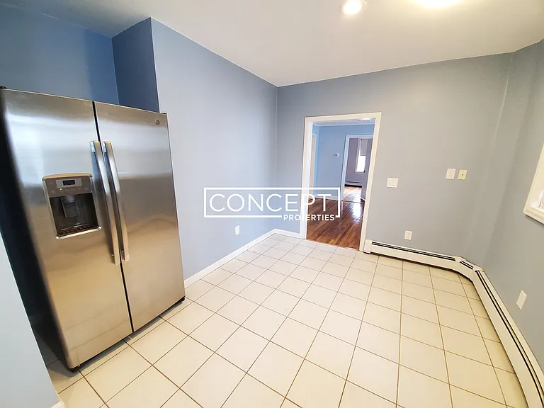52 Mansfield St — Photo 6