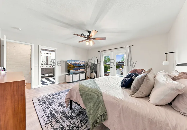 2162 E Concorda Dr — Photo 29
